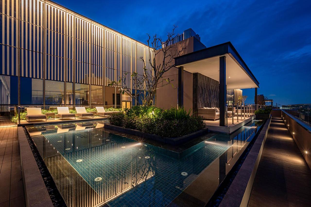 Апартаменти Son&Henry The Marq Luxury Хошимін Екстер'єр фото