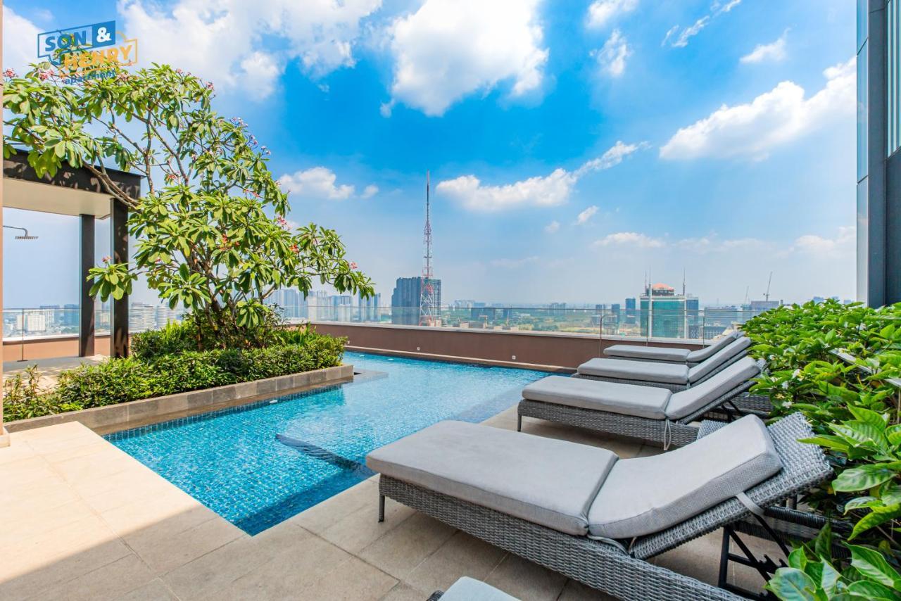 Апартаменти Son&Henry The Marq Luxury Хошимін Екстер'єр фото