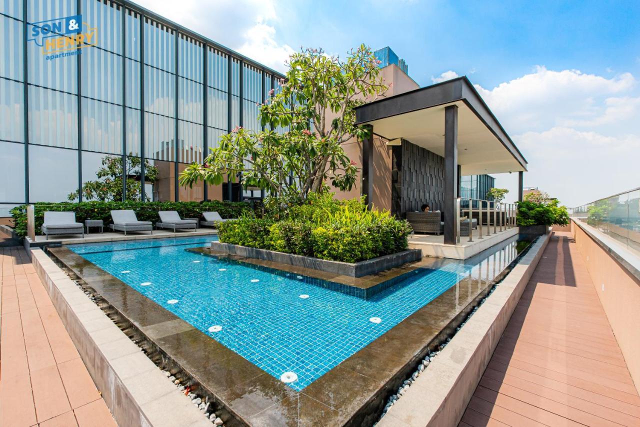 Апартаменти Son&Henry The Marq Luxury Хошимін Екстер'єр фото
