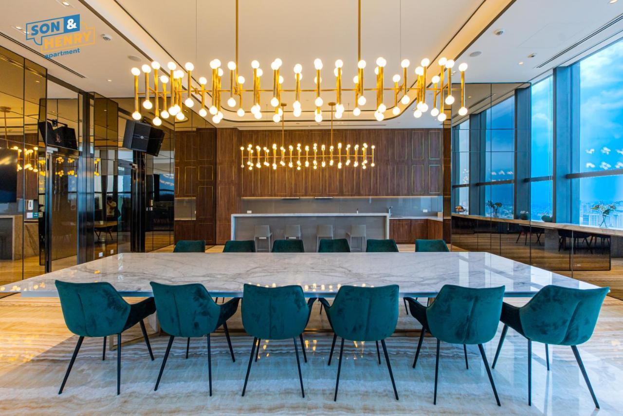 Апартаменти Son&Henry The Marq Luxury Хошимін Екстер'єр фото