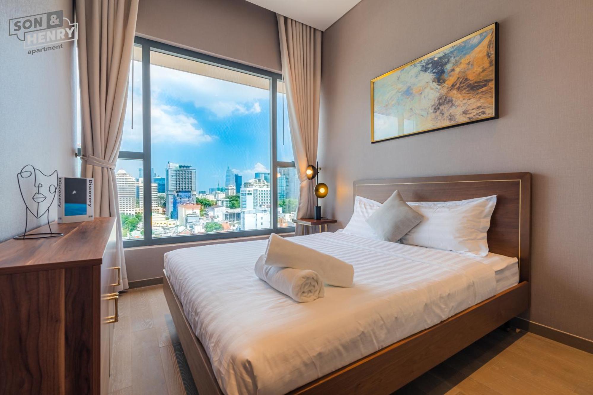 Апартаменти Son&Henry The Marq Luxury Хошимін Екстер'єр фото